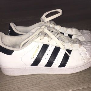 adidas superstars